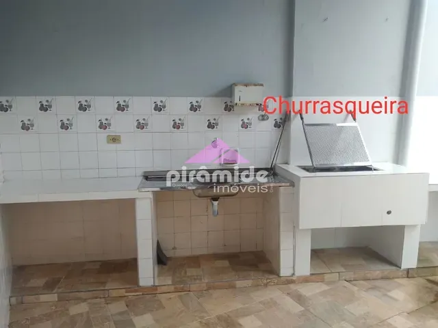 Casa com 300m² 4 quartos e 3 banheiros, à venda, no bairro Perequê Mirim em Ubatuba