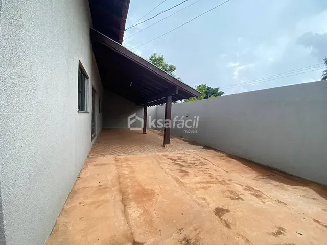Casa com 330m² 3 quartos e 2 banheiros, à venda, no bairro Residência Iracy Coelho Netto em Campo Grande