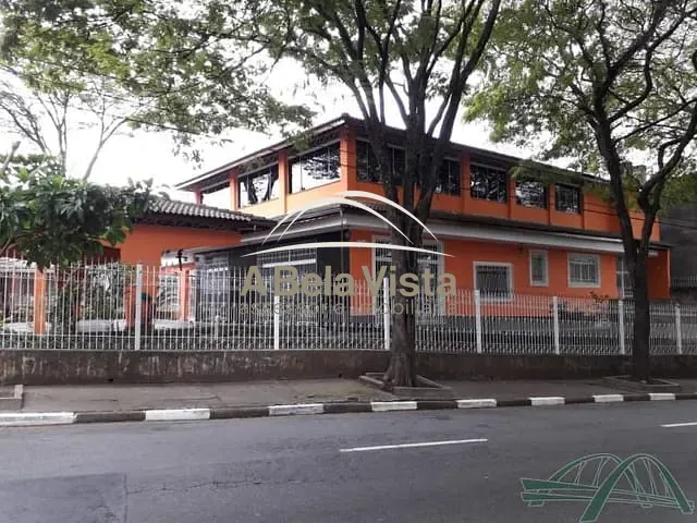 Casa com 500m² 4 quartos e 6 banheiros, à venda, no bairro Cipava em Osasco