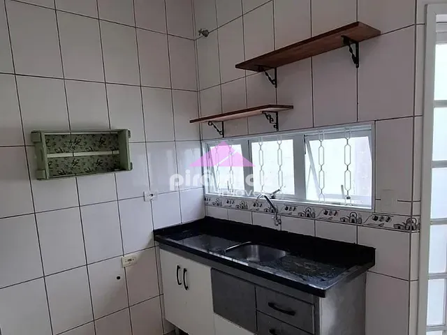 Casa com 175m² 2 quartos e 1 banheiro, à venda, no bairro Loteamento Villa Branca em Jacareí