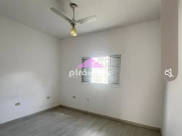 Casa com 175m² 2 quartos e 1 banheiro, à venda, no bairro Loteamento Villa Branca em Jacareí