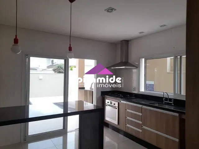 Casa com 350m² 5 quartos e 5 banheiros, à venda, no bairro Urbanova em São José dos Campos