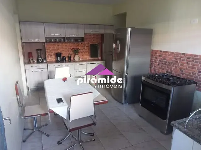 Casa com 125m² 4 quartos e 2 banheiros, à venda, no bairro Jardim Santa Inês III em São José dos Campos