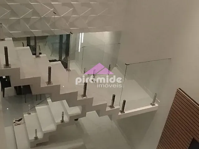 Casa com 250m² 3 quartos e 3 banheiros, à venda, no bairro Villa Branca em Jacareí