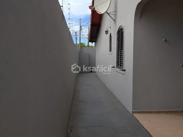 Casa com 396m² 5 quartos e 3 banheiros, à venda, no bairro Vila Almeida em Campo Grande