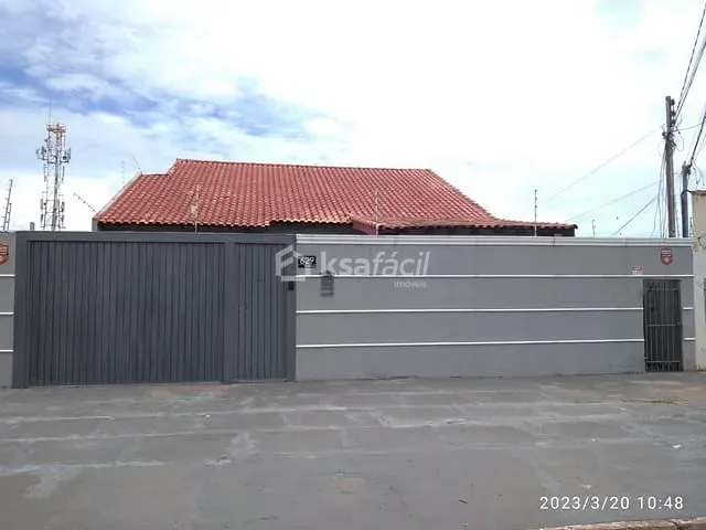 Casa com 396m² 5 quartos e 3 banheiros, à venda, no bairro Vila Almeida em Campo Grande