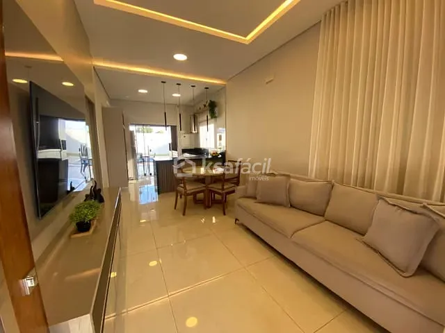 Casa com 455m² 3 quartos e 3 banheiros, à venda, no bairro Panorama em Campo Grande