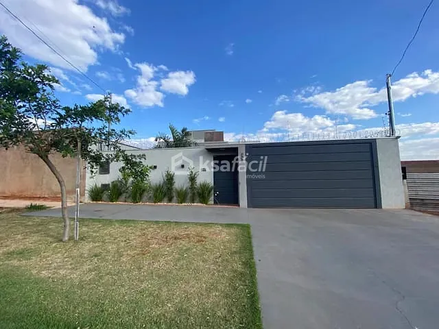 Casa com 455m² 3 quartos e 3 banheiros, à venda, no bairro Panorama em Campo Grande