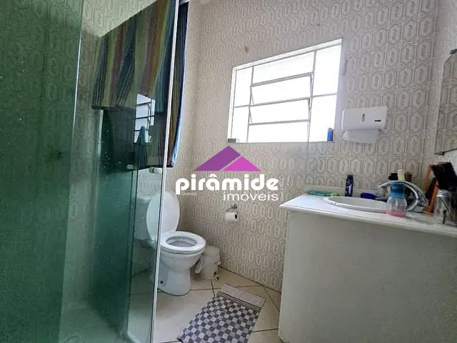 Casa com 400m² 4 quartos e 3 banheiros, à venda, no bairro Santana em São José dos Campos