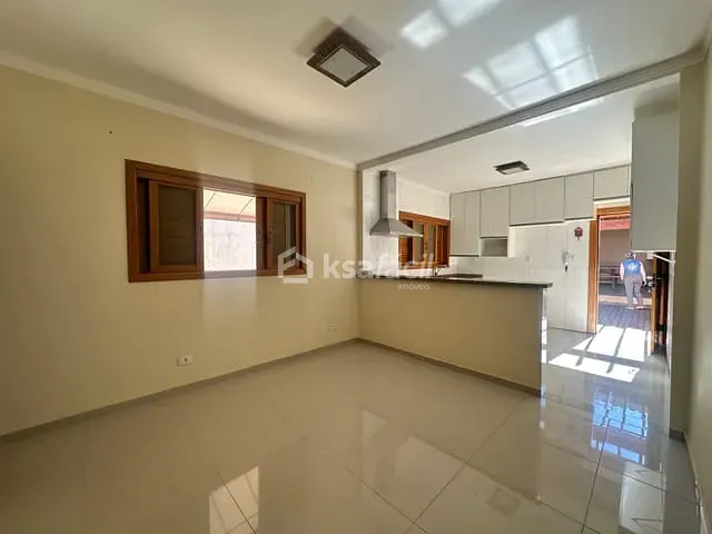 Casa com 360m² 3 quartos e 3 banheiros, à venda, no bairro Guanandi em Campo Grande