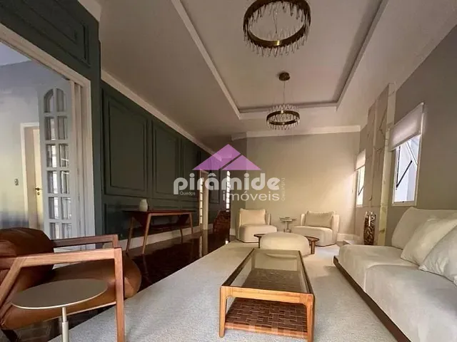 Casa com 450m² 4 quartos e 4 banheiros, à venda, no bairro Urbanova em São José dos Campos