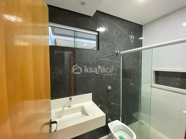 Casa com 225m² 3 quartos e 3 banheiros, à venda, no bairro Jardim Leblon em Campo Grande