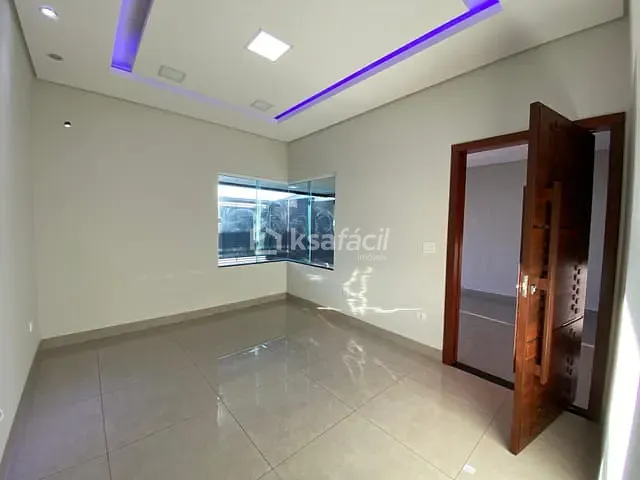 Casa com 225m² 3 quartos e 3 banheiros, à venda, no bairro Jardim Leblon em Campo Grande