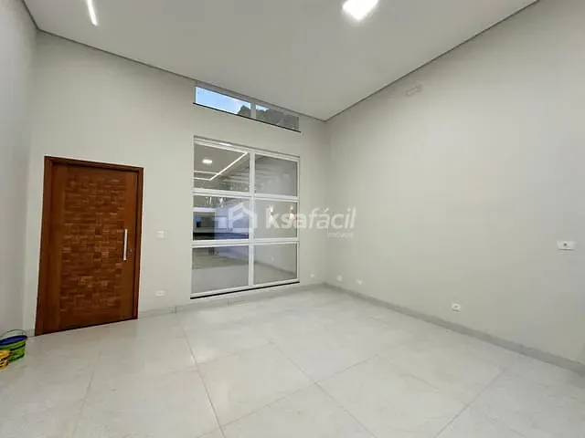 Casa com 250m² 3 quartos e 3 banheiros, à venda, no bairro Vila Nasser em Campo Grande