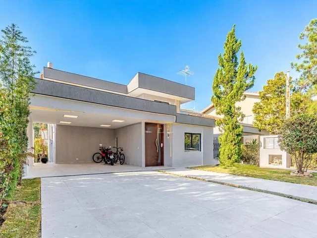 Casa com 360m² 5 quartos e 6 banheiros, à venda, no bairro Alphaville em Santana de Parnaíba