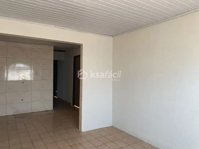 Casa com 200m² 3 quartos e 2 banheiros, à venda, no bairro Núcleo Habitacional Buriti em Campo Grande
