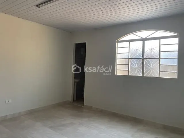 Casa com 200m² 3 quartos e 2 banheiros, à venda, no bairro Núcleo Habitacional Buriti em Campo Grande