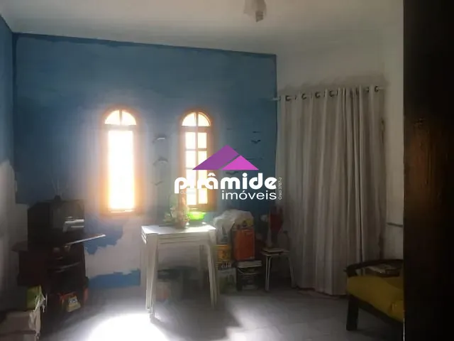 Casa com 250m² 2 quartos e 3 banheiros, à venda, no bairro Pontal de Santa Marina em Caraguatatuba