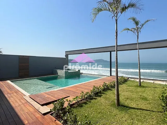 Casa com 527m² 3 quartos e 4 banheiros, à venda, no bairro Massaguaçu em Caraguatatuba