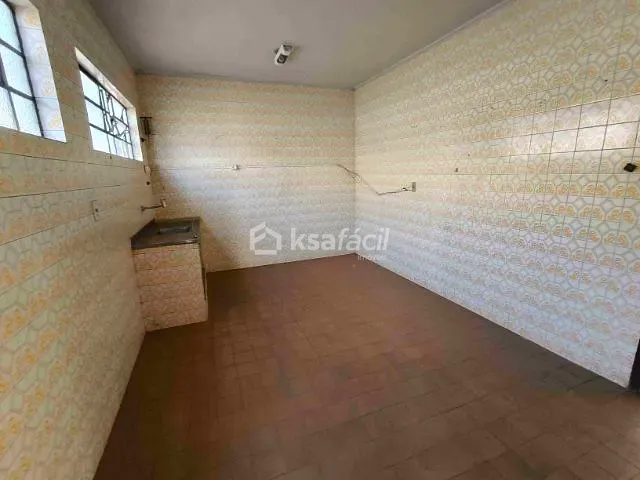 Casa com 336m² 3 quartos e 3 banheiros, à venda, no bairro Vila Sílvia Regina em Campo Grande