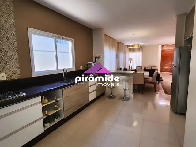 Casa com 391m², à venda, no bairro Jardim Caçapava em Caçapava
