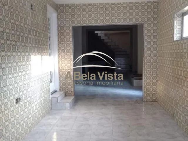 Casa com 318m² 3 quartos e 4 banheiros, à venda, no bairro Vila Campesina em Osasco