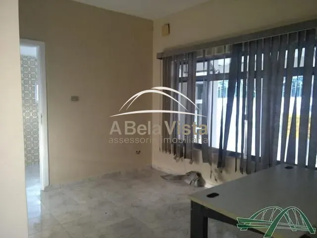 Casa com 318m² 3 quartos e 4 banheiros, à venda, no bairro Vila Campesina em Osasco