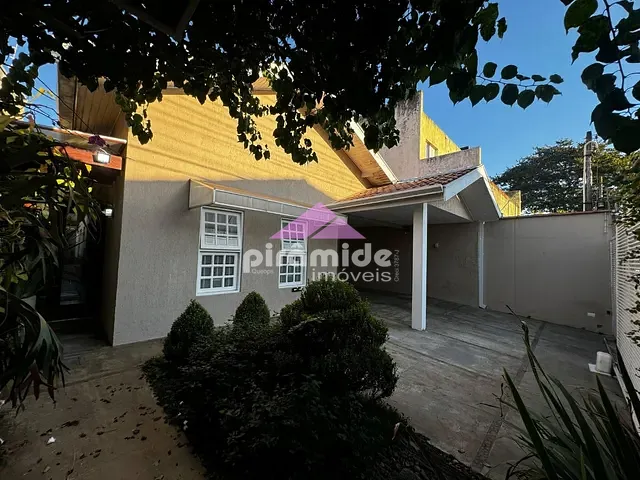 Casa com 250m² 5 quartos e 4 banheiros, à venda, no bairro Jardim das Indústrias em São José dos Campos