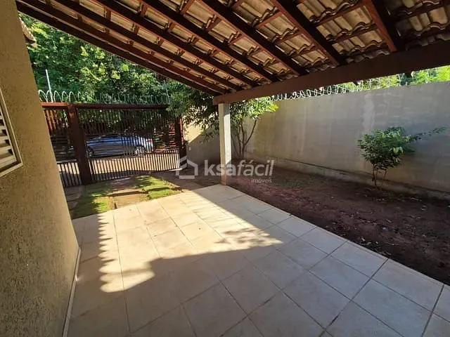 Casa com 110m² 2 quartos e 1 banheiro, à venda, no bairro Vila Flório em Campo Grande