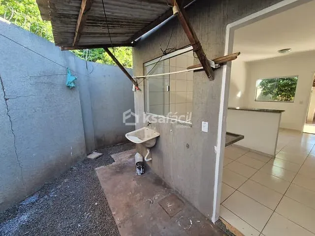 Casa com 110m² 2 quartos e 1 banheiro, à venda, no bairro Vila Flório em Campo Grande