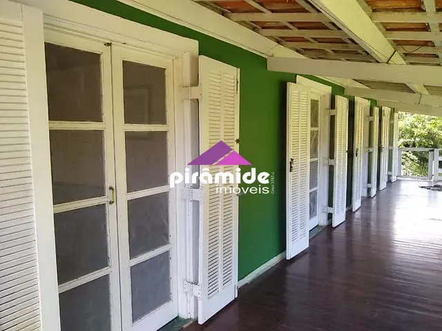 Casa com 480m² 6 quartos e 3 banheiros, à venda, no bairro Tabatinga em Caraguatatuba