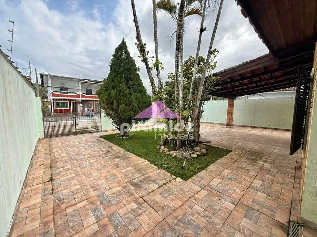 Casa com 360m² 3 quartos e 3 banheiros, à venda, no bairro Martim de Sá em Caraguatatuba