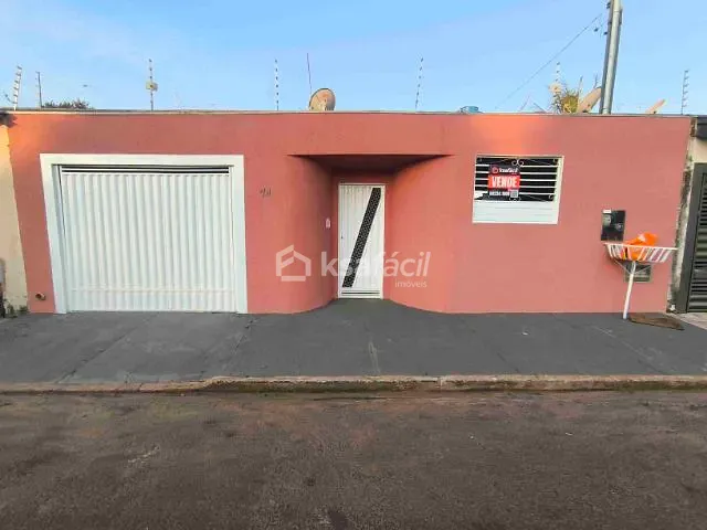 Casa 3 quartos e 2 banheiros, à venda, no bairro Jardim Vida Nova em Campo Grande