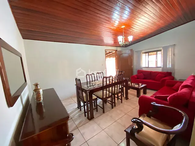 Casa com 450m² 3 quartos e 3 banheiros, à venda, no bairro Vila Sílvia Regina em Campo Grande