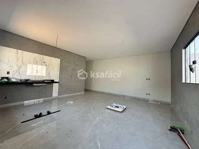 Casa com 360m² 2 quartos e 3 banheiros, à venda, no bairro Portal Caiobá em Campo Grande