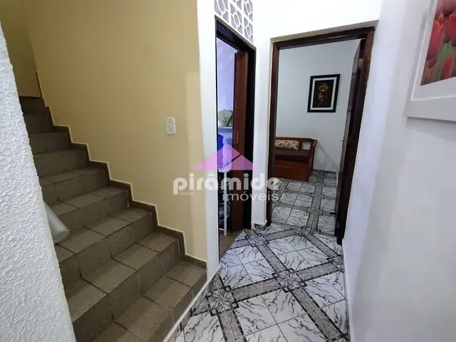 Casa com 137m² 4 quartos e 2 banheiros, à venda, no bairro Vila Antônio Augusto Luiz em Caçapava