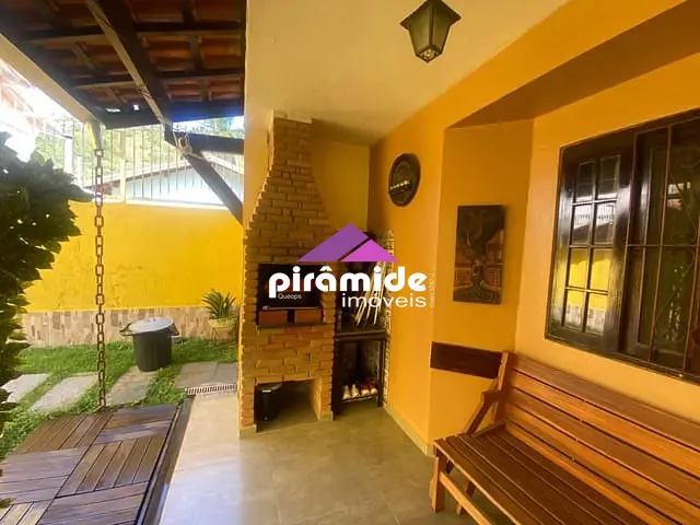 Casa com 115m² 2 quartos e 1 banheiro, à venda, no bairro Prainha em Caraguatatuba