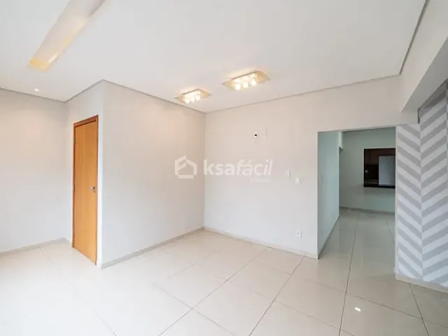 Casa com 390m² 3 quartos e 3 banheiros, à venda, no bairro Vila Celia em Campo Grande