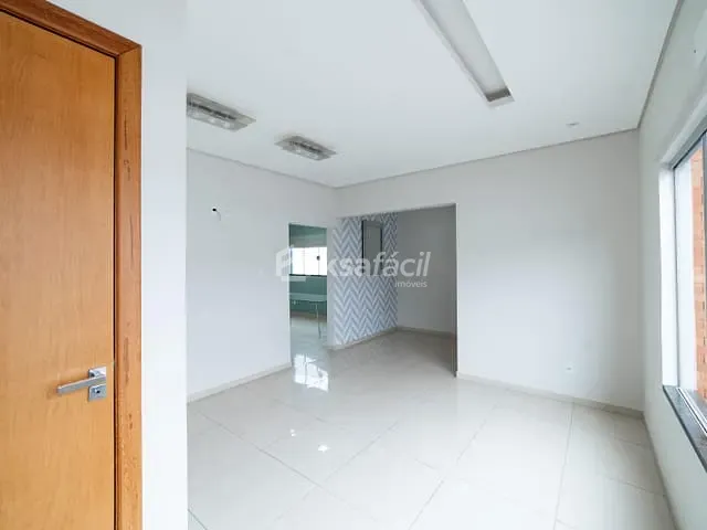 Casa com 390m² 3 quartos e 3 banheiros, à venda, no bairro Vila Celia em Campo Grande