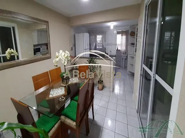 Casa com 230m² 4 quartos e 3 banheiros, à venda, no bairro Bela Vista em Osasco