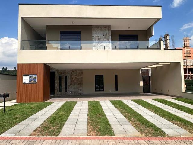 Casa com 420m², à venda, no bairro Colinas da Anhangüera em Santana de Parnaíba