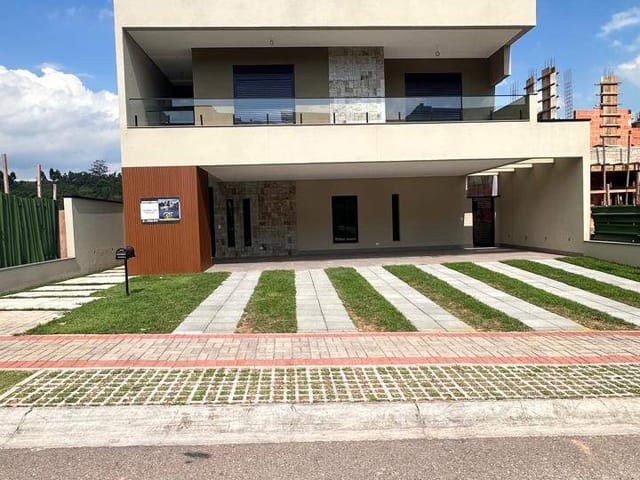 Casa com 420m², à venda, no bairro Colinas da Anhangüera em Santana de Parnaíba
