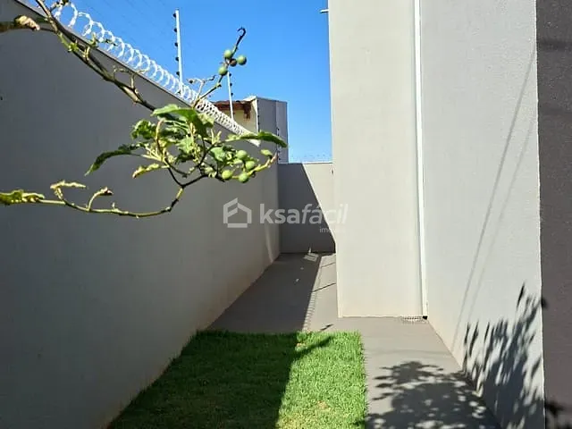 Casa com 173m² 2 quartos e 2 banheiros, à venda, no bairro Jardim Itamaracá em Campo Grande