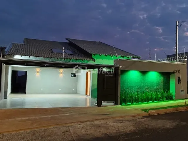 Casa 4 quartos e 4 banheiros, à venda, no bairro Água Limpa Park em Campo Grande