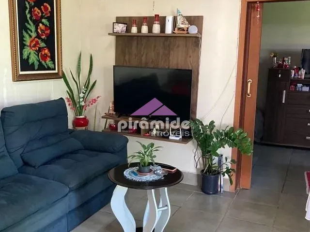 Casa com 780m² 1 quarto e 1 banheiro, à venda, no bairro Praia das Palmeiras em Caraguatatuba