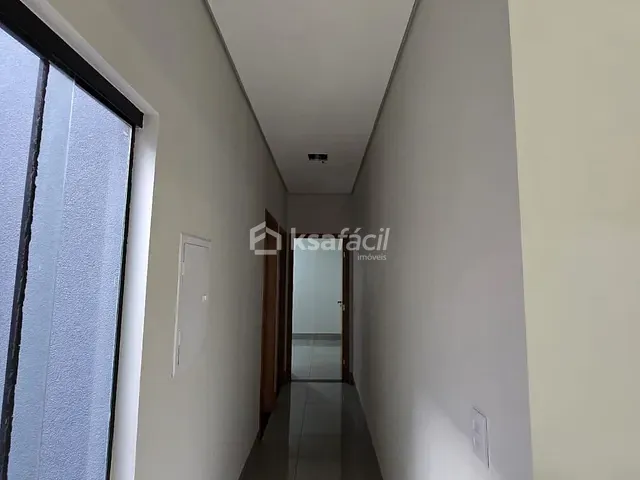 Casa com 225m² 3 quartos e 3 banheiros, à venda, no bairro Parque Residencial Rita Vieira em Campo Grande