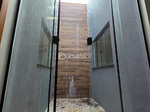 Casa com 225m² 3 quartos e 3 banheiros, à venda, no bairro Parque Residencial Rita Vieira em Campo Grande