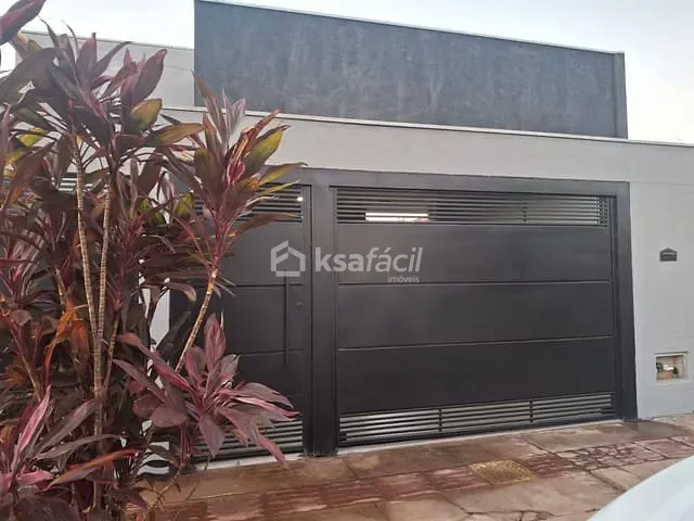 Casa 2 quartos e 3 banheiros, à venda, no bairro Residencial Terra Morena em Campo Grande