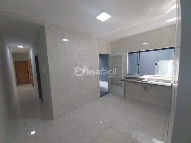 Casa com 180m² 3 quartos e 2 banheiros, à venda, no bairro Jardim Tijuca em Campo Grande
