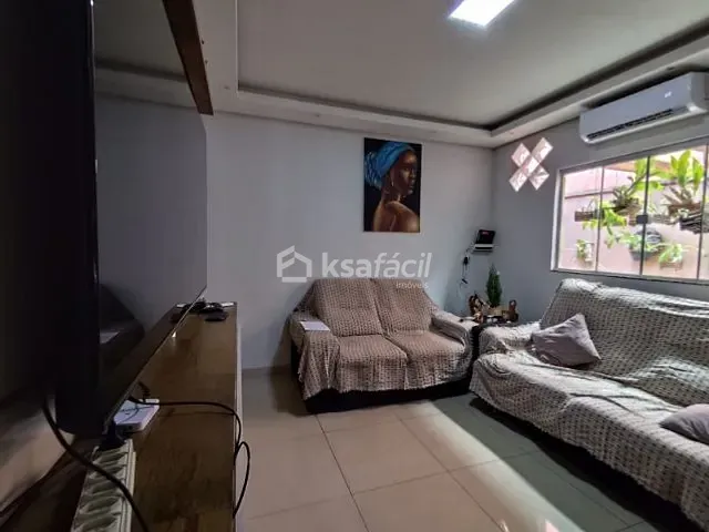 Casa com 200m² 3 quartos e 2 banheiros, à venda, no bairro Rita Vieira em Campo Grande